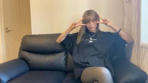 【個撮】22歳モデルは渋谷1◯9店員！ノーハンド即尺は超バキュームフェラで無洗アナル舐めから精*飲みまくり【完全顔出し】