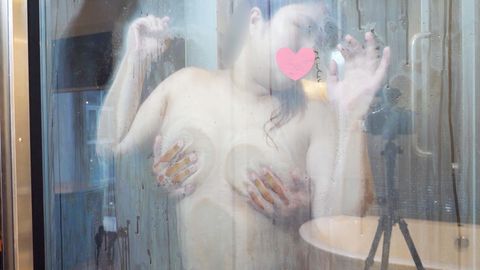 【無修正】1メートル超えのHカップ美女カスミちゃん♡弾*抜群の爆乳をガラス越しに押し付けてめちゃくちゃに揉みしだくおっぱい三昧プレイｗｗラストはやわらか色白ボディに大量中出し！