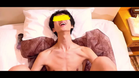 ※特典あり　初登場！なんとアナルSEX初体験の18歳りょうじ君顔出し！　容赦なくガン掘り生種注入させていただきましたｗ　多角アングル撮影