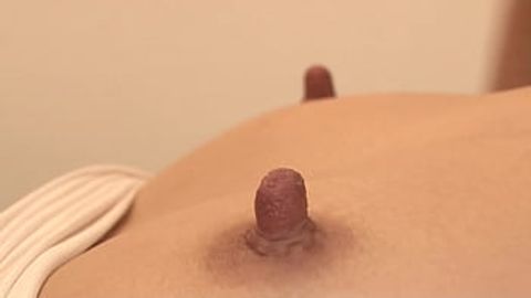 「ちっちゃくても好き…？」Aカップ寄りの貧乳に悩みノーブラで過ごす*が…Part 3