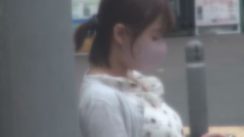 突然ですが、抜いてもらえませんか？「サクッと車内で抜いてくれた、清楚系ショップ店員」フェラする女 010