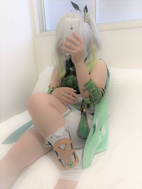 【完全素人18才】コスプレ撮影会～原神：ナヒーダコス～