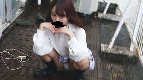 【FULL HD】熱帯性低気圧パンチラ04　暴風大胆めくれに耐えるプロ根性美**