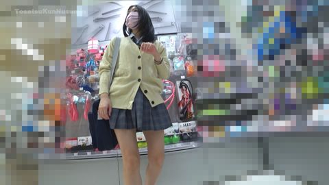 【特典おまけ動画付き】衝撃 **〇〇〇パンチラ撮り(8日分)③　超**顔 スケスケ超エロパンツ 染みが凄い神美●女**ちゃん