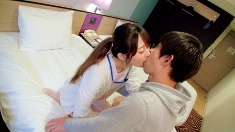 清楚系看護師さんを突撃ガチナンパ!!献身的な対応にEDち●ぽがフル勃起!!金玉空っぽになるまで生中出し!!