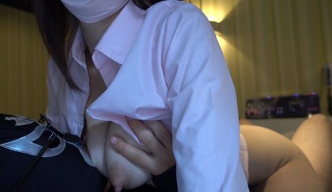 ♪再リリース♪♪ ♪♪Gカップ Riaちゃん 第4弾♪♪　究極の細いウェストにくびれ♪  制服コスでハメ撮りえっち～手コキ発射　※※特典あり※※　