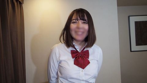 【無】ハーフ美女のを連れ込んで制服着てもらってハメ撮りしてきました。Eカップのやわらかおっぱいと美肌を十分に堪能し最後は濃厚中出ししました（67分）。