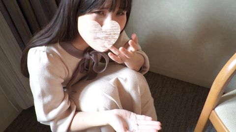 【無修正】【**活】淫乱堕ちOL。他人棒をしゃぶってお小遣いを稼ぐ清楚系美脚**。受精確率100％の苦いザーメンを膣内射精。