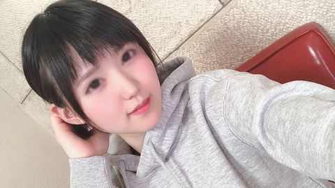 【**】ツムギ19歳②★ＳＥＸ大好き素人♪大股開きでパイパンまんこに出入りするチンポたっぷり中出し※身バレ次第即削除【個撮】黒髪ショート【レビュー特典有】