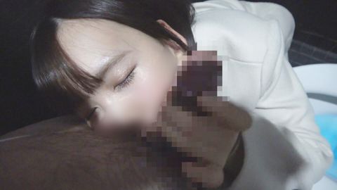 【個撮】♀75箱入り１８歳清楚系ビッチがキモオジの体液まみれで中出し懇願1/2【高画質特典アリ】
