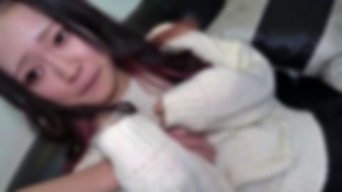 感度バツグン！大きな瞳が愛くるしい18歳の色白スレンダー。恋人プレイで敏感なカラダで感じまくり大量潮吹き。本能的に感じる素直な反応に興奮抑えきれず大量中出し。