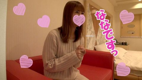 【イラマ大好きM*20歳】なな【前編】スレンダーどM*を電マ＆イラマ責めでパイパンマンコはもうグチョグチョ★プリ尻スパンキング！細い体を壊すくらい激ハメ中出し【ハメ撮り】【豪華おまけ付