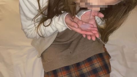 【個人】童貞相手に生理的拒絶…ホテルで他人棒に中出しされる友人の奥さん。