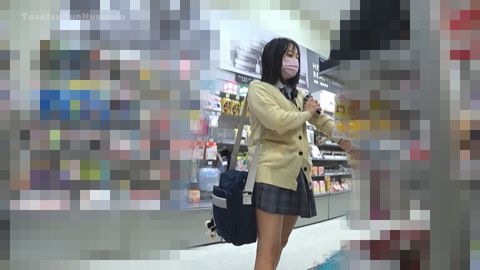 【特典おまけ動画付き】衝撃 **〇〇〇パンチラ撮り(8日分)③　超**顔 スケスケ超エロパンツ 染みが凄い神美●女**ちゃん