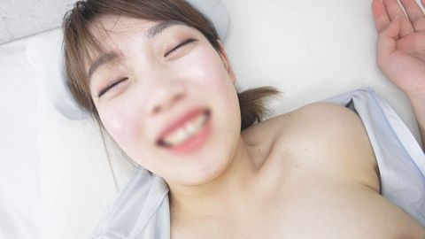 【無修正】147cmGカップ爆乳レイちゃんによるナース服の誘惑！水風船おっぱいのムッチムチボディを思いっきり堪能し、着衣のまま豪快に中出しさせてもらいました！
