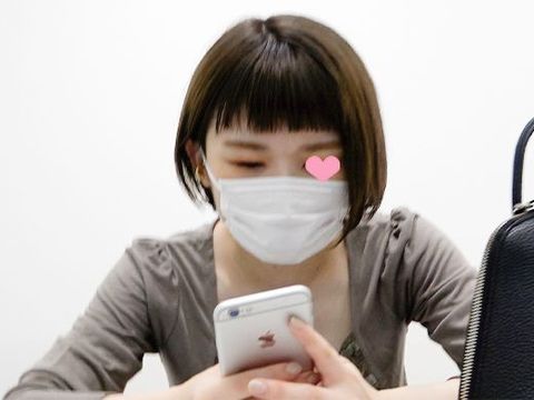 【**大生/パンチラ・胸チラ】オンまゆ美女のロケットおっぱいに大興奮！！【ゲームに夢中】