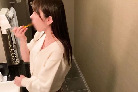 ※期間限定販売※【顔出し・口内射精】肉棒を丁寧に咥える顔が可愛すぎて、口内に大量射精