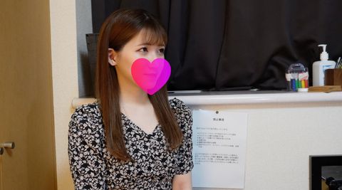 【独占配信】顔晒しの体験入店初日に店長とオーナーで卑猥な３P その後音信不通となり他店での勤務情報をゲットしたのでレビュー特典で公開します