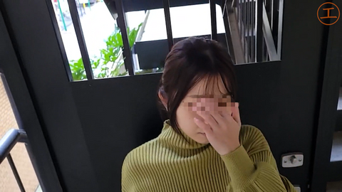 【個人】美乳にクビレでポニーテールが似合う小柄な若妻、返済滞納中に張込み**後、野外露出させキッチンで嬲り倒してキツキツマンコに大量中出し（サンプル再生時喘ぎ声大きいので注意）