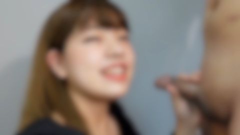輝く笑顔の20歳のJD。純粋な*系**が大きく頬張り深く咥えるねっとりフェラで大人の汚れたチンポをジュボジュボ即ごっくん※レビュー特典は4K高画質