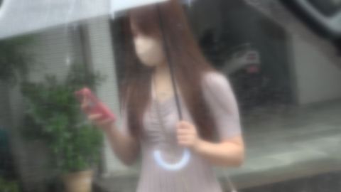 突然ですが、抜いてもらえませんか？「ちょっと天然な帰国*女が、車内で抜いてくれた」フェラする女　009