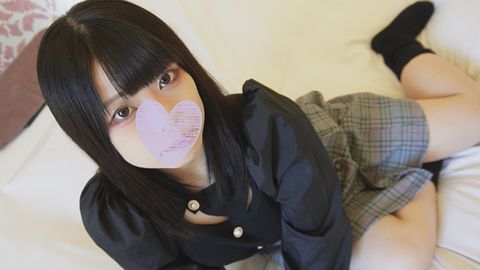 【個人撮影】ももの22歳　彼氏持ちの清楚系ムチムチ美人**大生に大量中出し