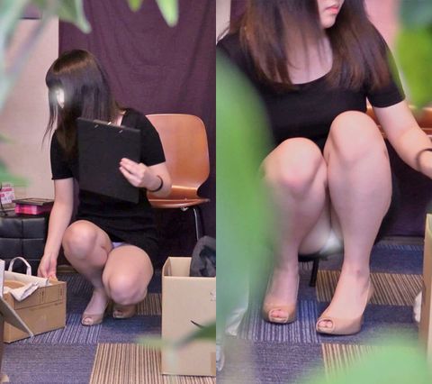 これもうわざとだろ・・・？アピール過多なミニスカ*のパンティ