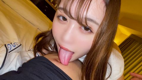 【週末限定販売】陽キャ彼女がハロウィンで着る予定の超過激衣装を彼氏の前で披露。肌を９割露出している激エロキョンシー姿で炎上必至の悪ふざけ