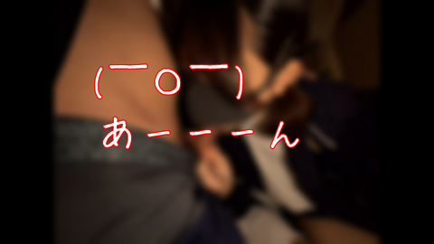 すっぴんです。幼馴染と本物の体操着でエッチしちゃいました。M男くんを騎乗位で唾飲ませたり、顔射は、させてあげたけどお掃除させてみました（笑）