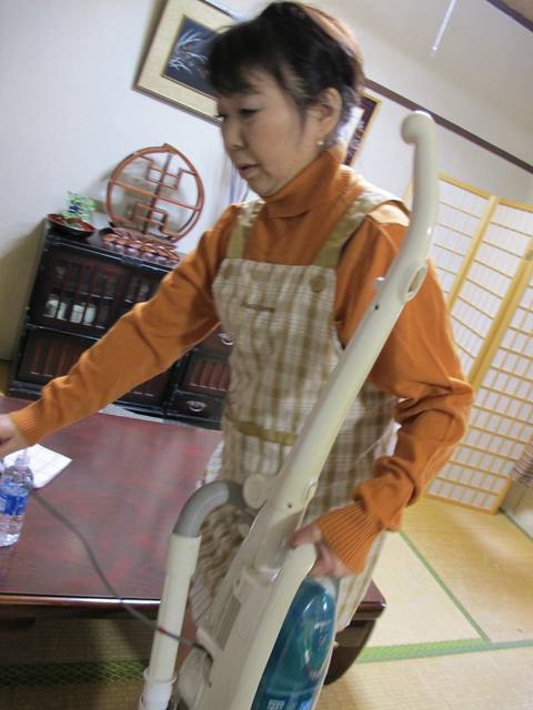 【****】元教師の妻は***とヤッてました