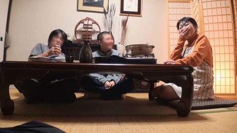 【****】元教師の妻は***とヤッてました