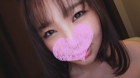 私の長所は大きなおっぱい！ブラジャーからはみ出るJカップ爆乳で男を誘惑するサバサバ系**　あいりちゃん
