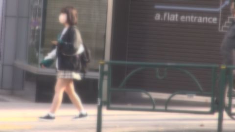 突然ですが、抜いてもらえませんか？「ギリセーフかよ！の巻」フェラする女 024