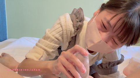 初めての包茎遊びでドキドキ！どんどん豹変していく可愛い人妻-前編-