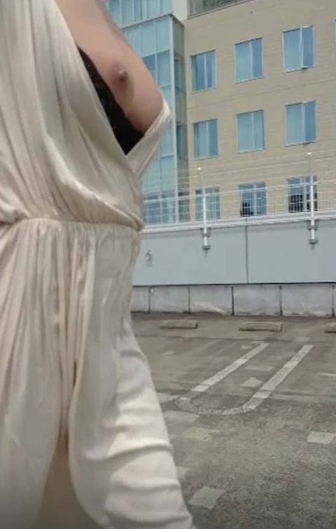 自撮り乳首出し銀座に挑戦
