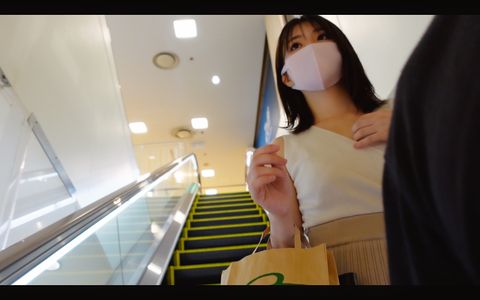 号泣！！涙。『本物素人』の『本物の涙』外資系化粧品販売員、『涙ポ**』**美形素人美人のS○X中に泣き出し、泣いていても美女に中出し『個人撮影』個撮オリジナル１７０人目