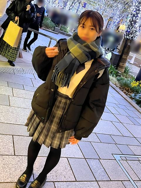 【ドキドキお泊り会】ゆう18歳　おじさんのちんぽで一晩中おまんこ突かれて中出しまでされちゃいました