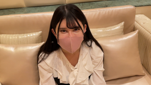 美人巨乳エステティシャン25歳。嫌そうな顔で汚チンポをしゃぶる美女に制裁顔射。