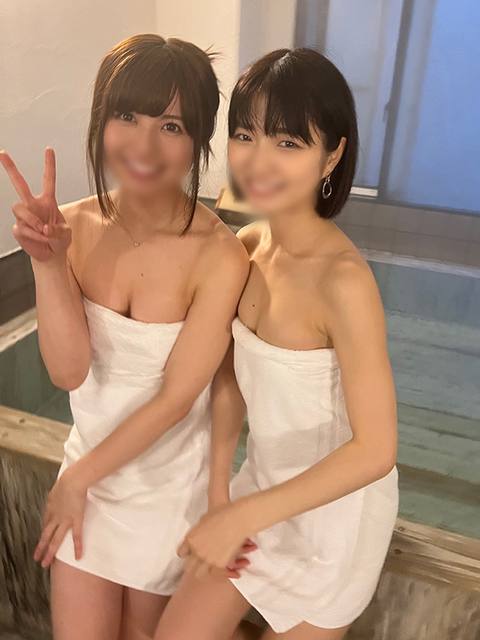 【親友４P】仲良しめっかわ**大生☆温泉Wデート☆4人混浴ちんちんガッチガチ⇒見せっこしながら連続生セックス