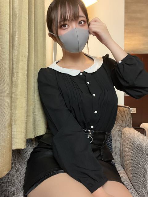 某有名メンスエステで裏オプ交渉！アイドル顔でアニメボイスの激かわ！みらいちゃん