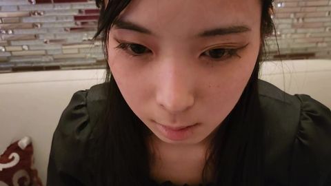 「**隷部屋」莉々（りり）20歳　ごっくん　着衣セックス　唾液交換　アナル舐め　ガチ生中出し