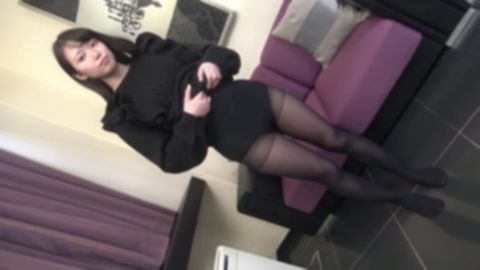 初撮りパティシエール。見た目からは到底想像できないようなむっつり美女。最初で最後のハメ撮りは怒涛のSEX90分＆口内発射フェラ。仕上げは中出しで。