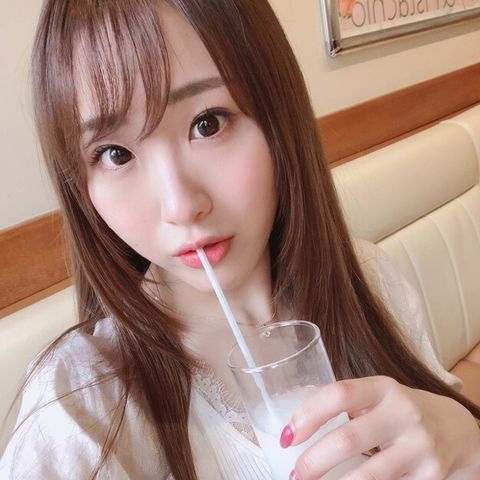 【**大生×巨乳パイパン】超美人の彼女はムッツリスケベ‼パンティ濡らして自ら腰を動かす…‼
