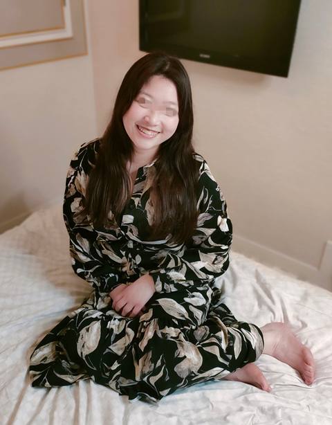 本編顔出し。【激レア!!地元メディアで名の知れた会社を経営】バリキャリ女社長に耳元でエッチな言葉をささやかれながら、洗体ぬるぬる手コキ＆フェラで責め続けられる僕 【おまけあり】