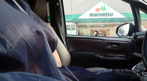 コートなど隠すものは禁止