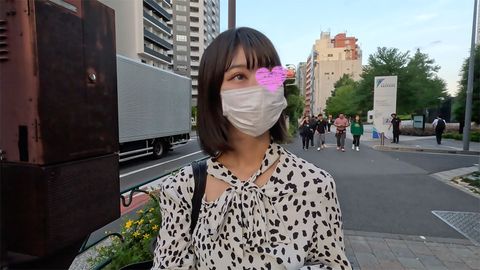 19才、超スレンダー、美容専門に、完全固定開脚で、生中出しSEX！！***、ビンタ、完全固定でイマラチオ、電マでイキまくる！！完全顔出し、完全初撮影！！『個人撮影』個撮オリジナル３６６人目