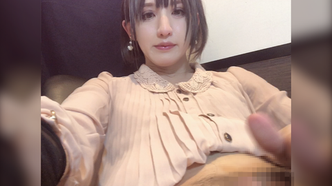 【個撮】ボブヘアーの男の*が無言でオナニーする動画