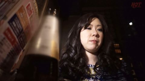 熟々おばちゃんが勇気あるナンパ！-01