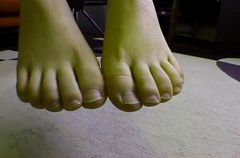 【足裏ふぇち】華月そら（21）足のサイズ23.0cm★お手入れしても臭っちゃう★足裏を見せる女★⑧