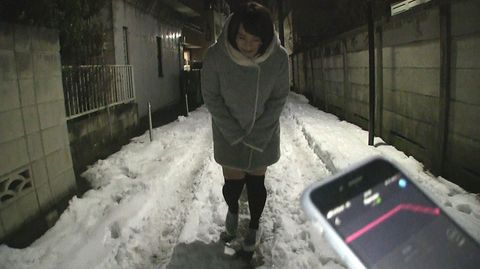 【野外】雪の中、遠隔バイブで教え*とスパルタ散歩www